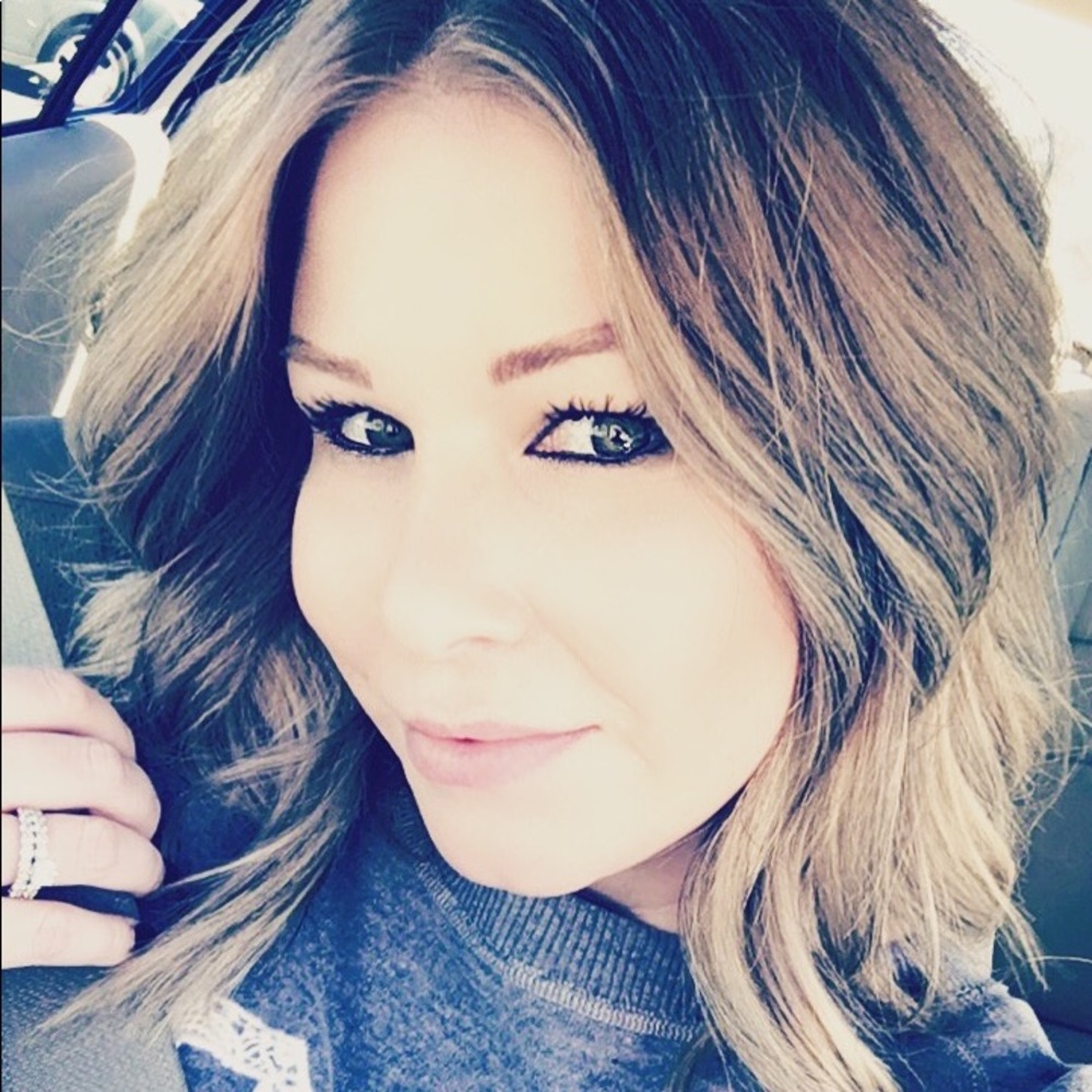 Meet your Posher, Desiree